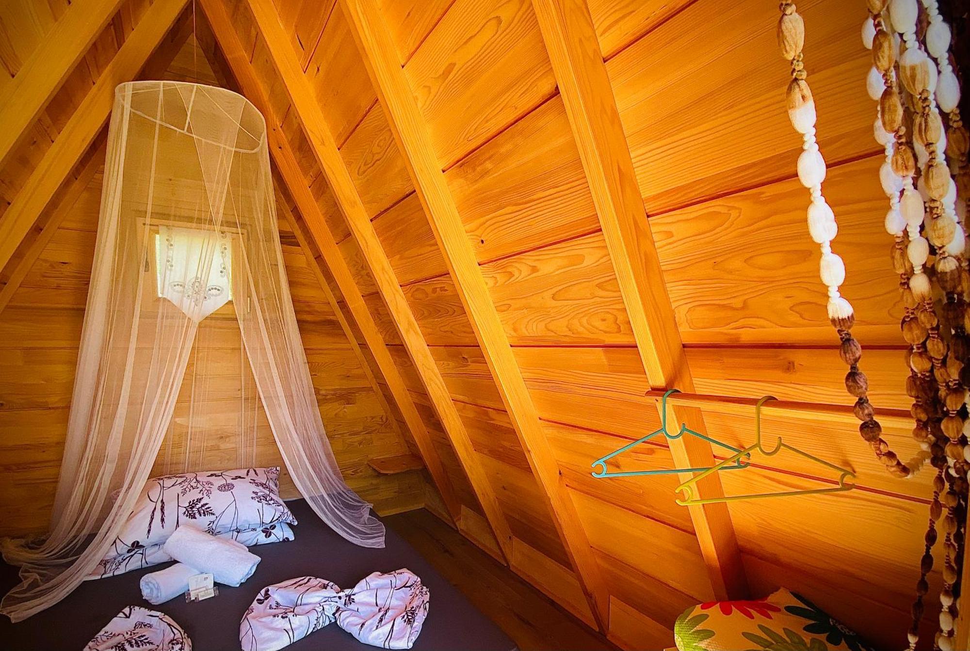 Rooms & Glamping Lana Haus Licko Petrovo Selo Экстерьер фото