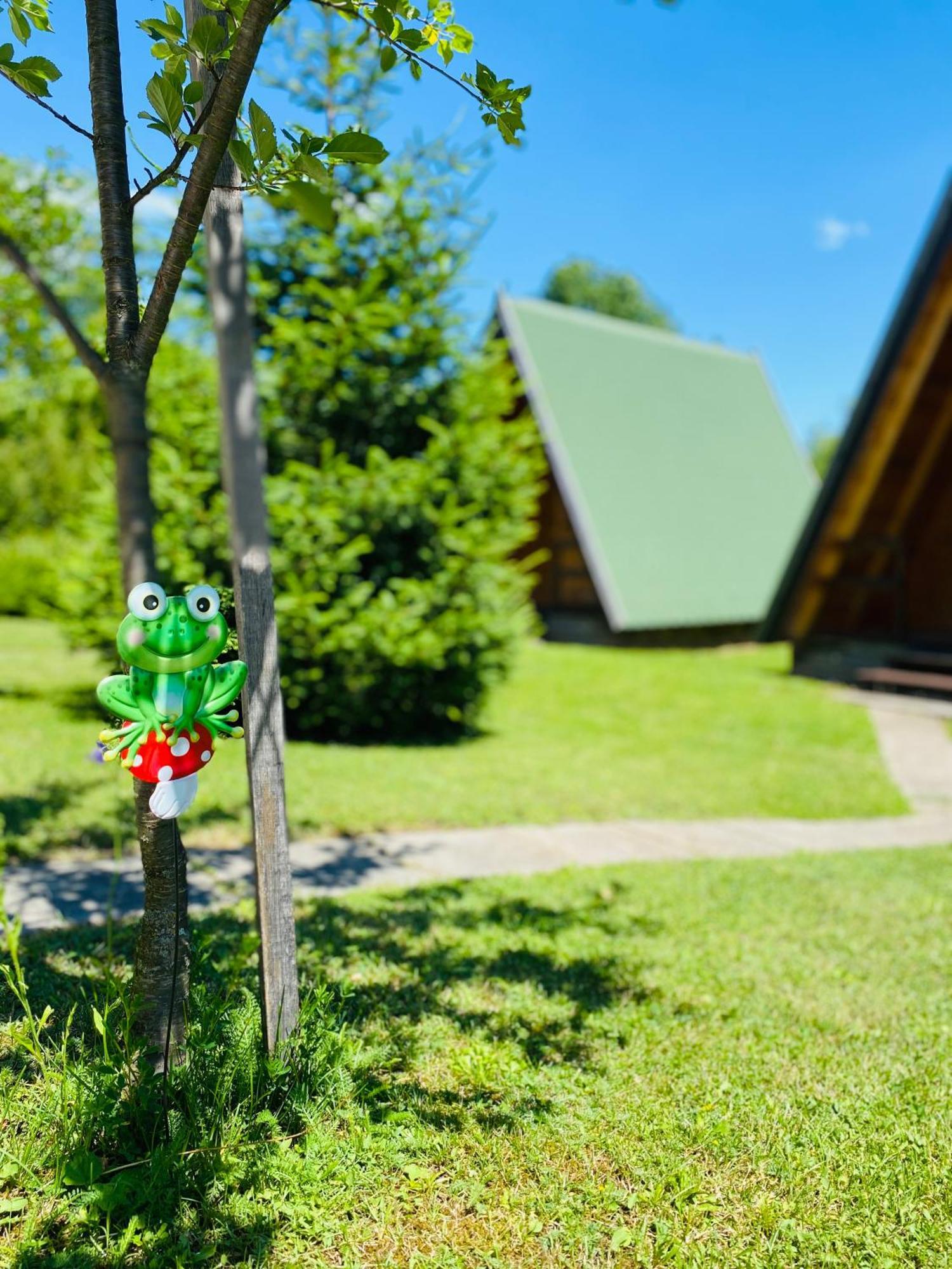 Rooms & Glamping Lana Haus Licko Petrovo Selo Экстерьер фото